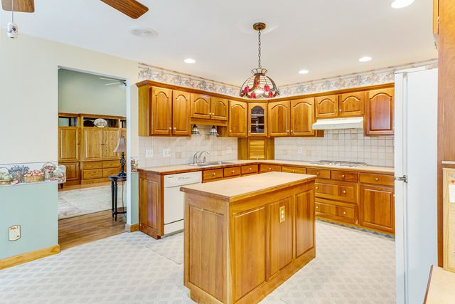 2 Niblick Ct., Carolina Shores, NC 28467