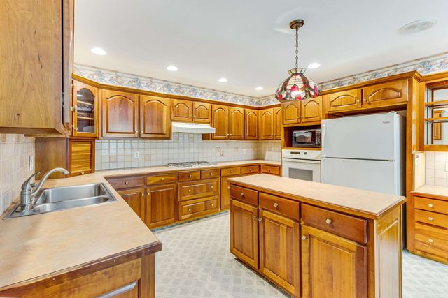 2 Niblick Ct., Carolina Shores, NC 28467