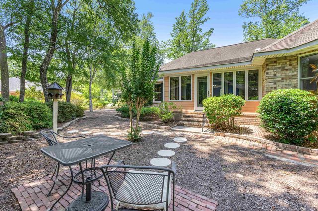 2 Niblick Ct., Carolina Shores, NC 28467