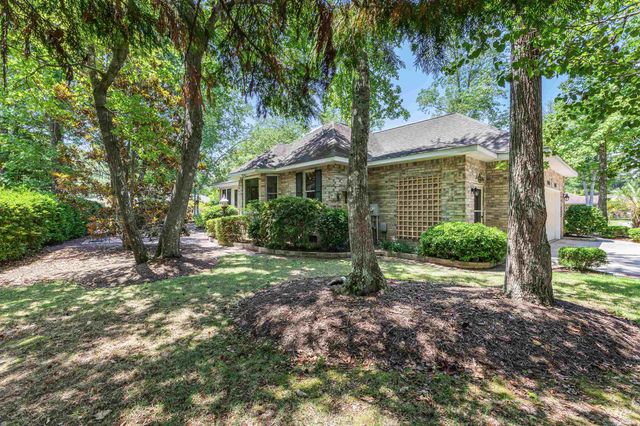 2 Niblick Ct., Carolina Shores, NC 28467