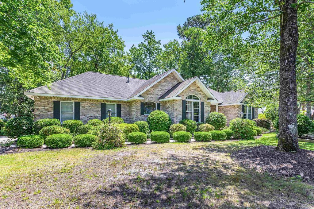 2 Niblick Ct., Carolina Shores, NC 28467