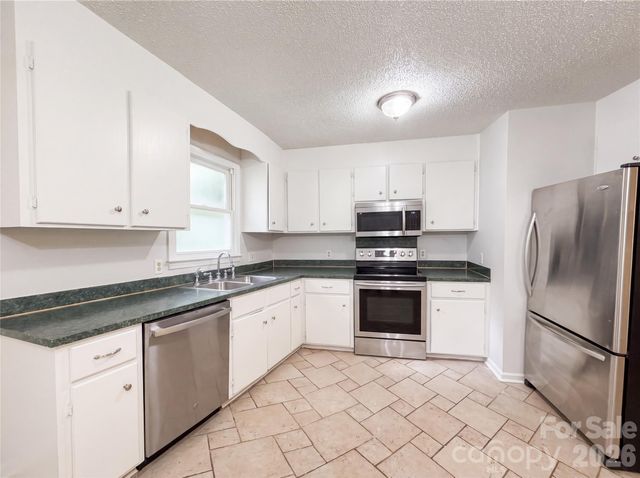 203 Park Drive, Kings Mountain, NC 28086