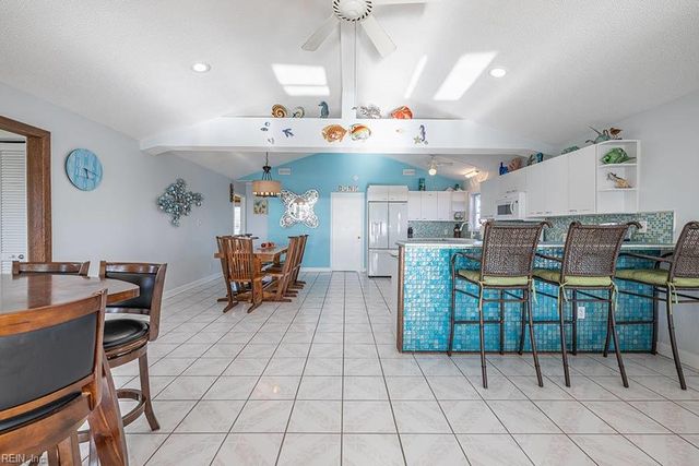 3249 Sandpiper RD, Virginia Beach, VA 23456