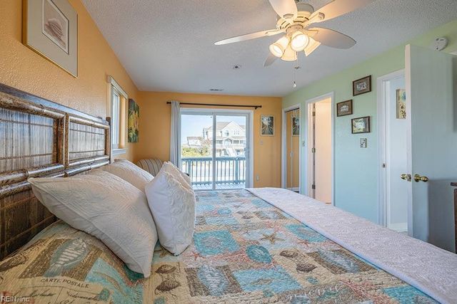 3249 Sandpiper RD, Virginia Beach, VA 23456