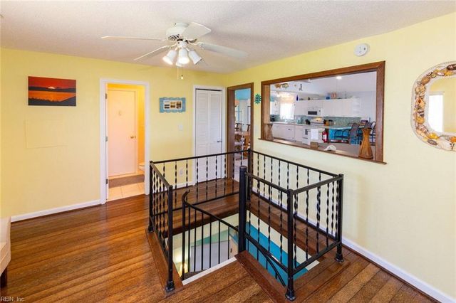 3249 Sandpiper RD, Virginia Beach, VA 23456