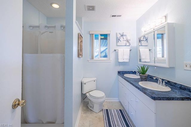 3249 Sandpiper RD, Virginia Beach, VA 23456