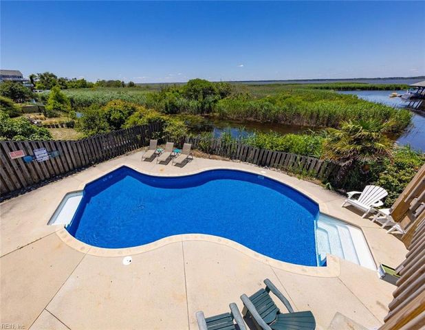 3249 Sandpiper RD, Virginia Beach, VA 23456