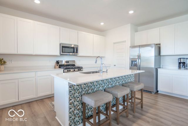 1516 Ironwood Road, Greenfield, IN 46140