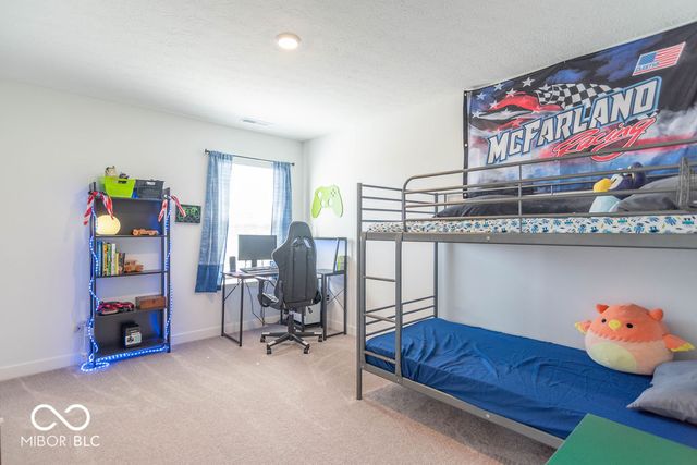 1516 Ironwood Road, Greenfield, IN 46140