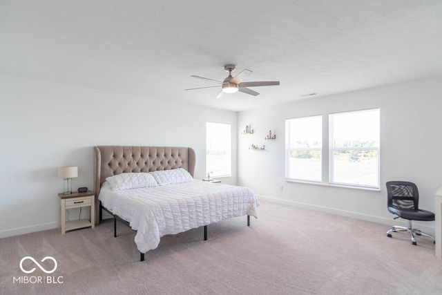 1516 Ironwood Road, Greenfield, IN 46140