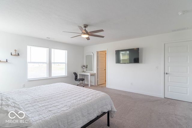 1516 Ironwood Road, Greenfield, IN 46140