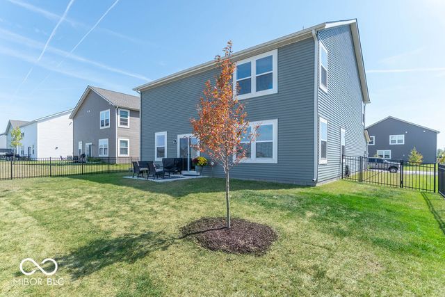 1516 Ironwood Road, Greenfield, IN 46140