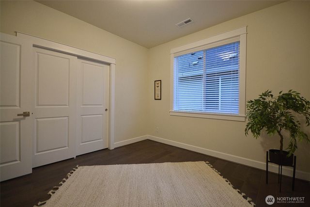 3310 Okanogan Court SE, Lacey, WA 98503