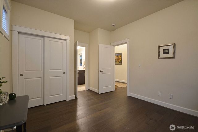 3310 Okanogan Court SE, Lacey, WA 98503