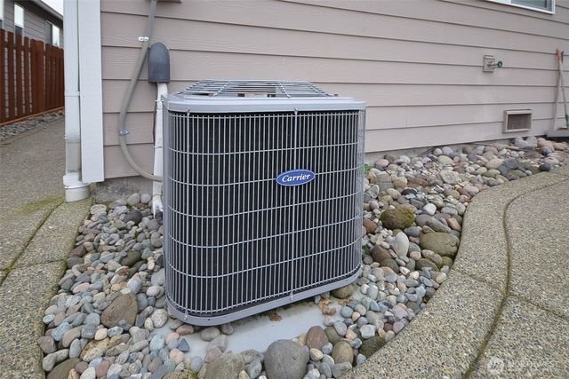 3310 Okanogan Court SE, Lacey, WA 98503