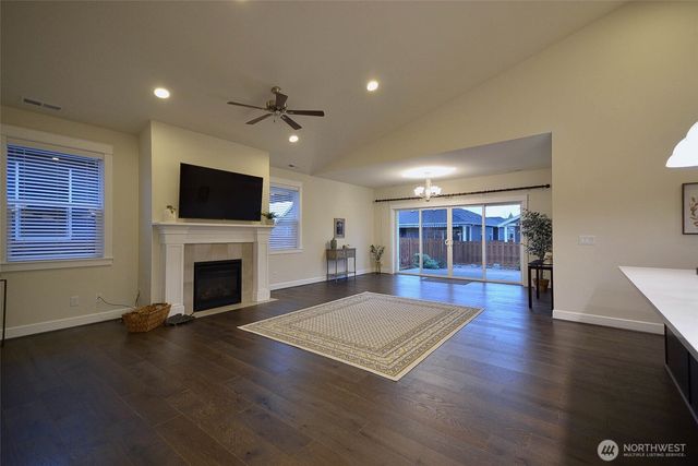 3310 Okanogan Court SE, Lacey, WA 98503