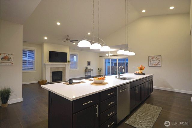 3310 Okanogan Court SE, Lacey, WA 98503