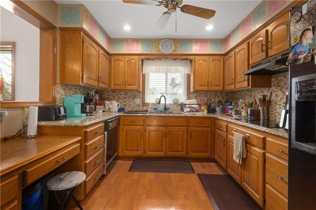 11203 Chandler Road, Liberty, MO 64068