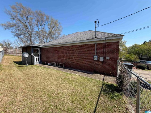 1729 PATCH PLACE, Anniston, AL 36201