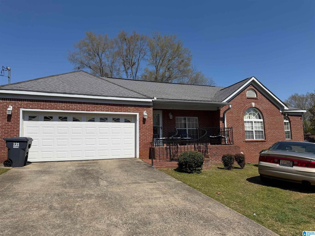 1729 PATCH PLACE, Anniston, AL 36201