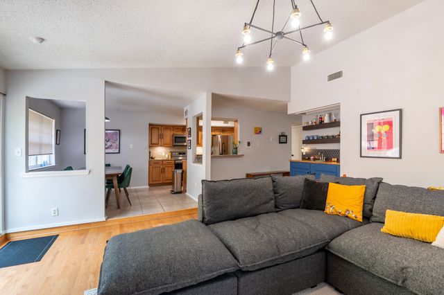 1903 Spies Springs Court, Arlington, TX 76006