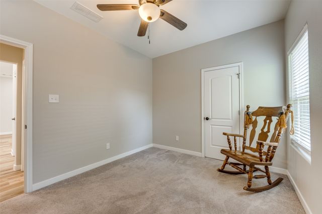 901 W Owing Street, Denison, TX 75020