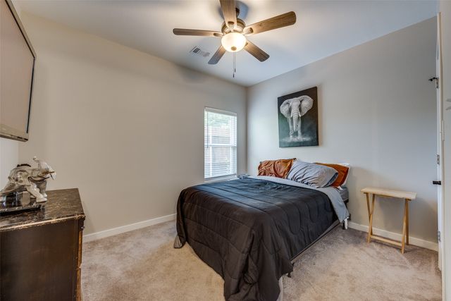 901 W Owing Street, Denison, TX 75020