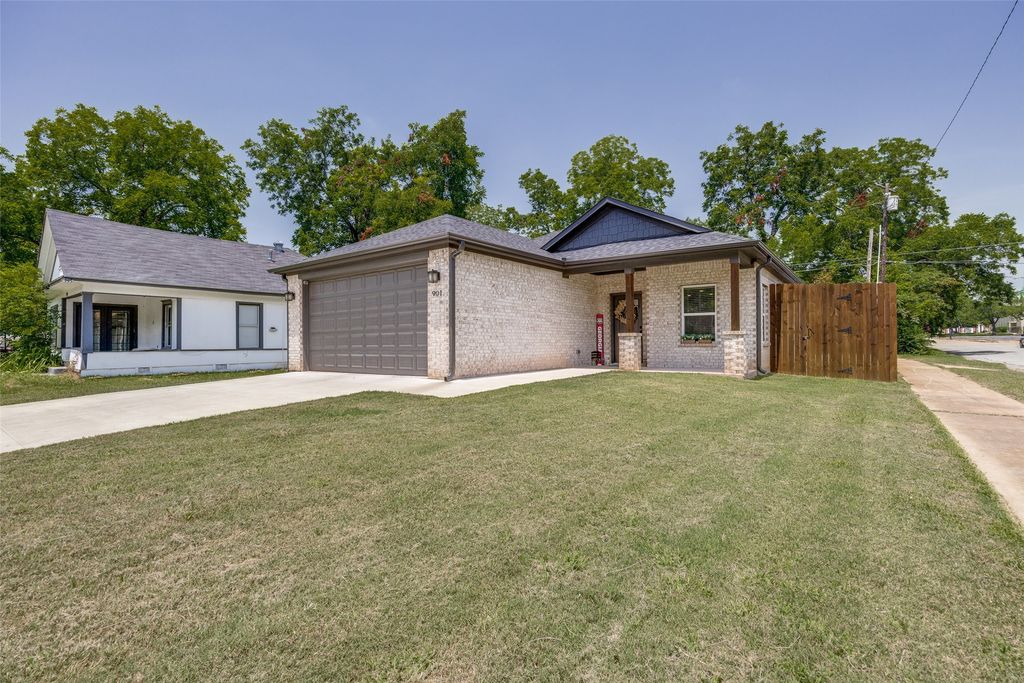 901 W Owing Street, Denison, TX 75020