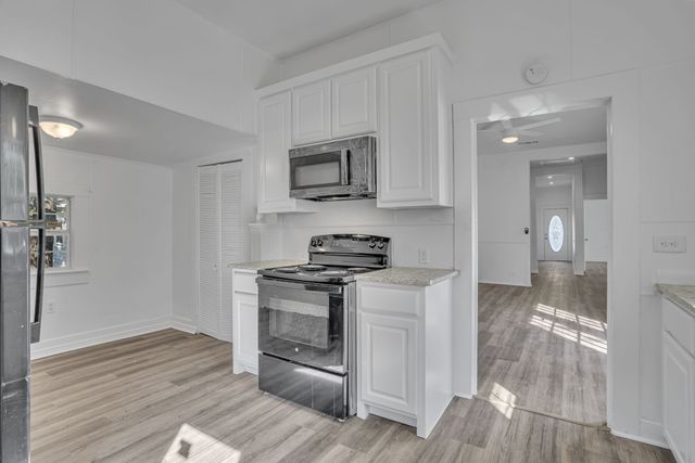 1010 E Main Street, Gainesville, TX 76240