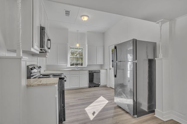 1010 E Main Street, Gainesville, TX 76240