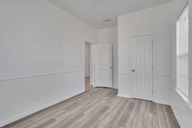 1010 E Main Street, Gainesville, TX 76240