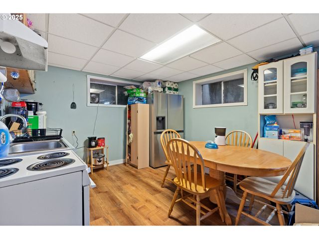 1920 Ne 127TH Ave, Portland, OR 97230