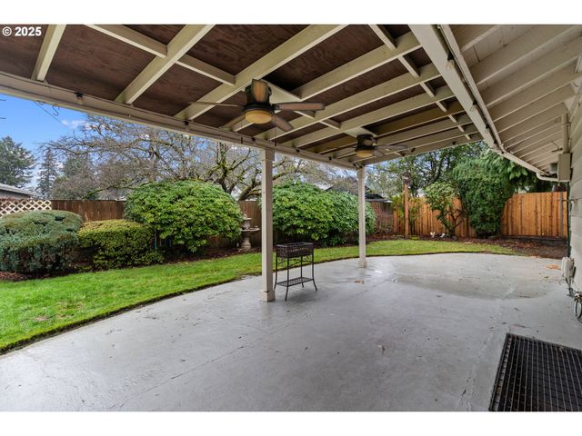 1920 Ne 127TH Ave, Portland, OR 97230