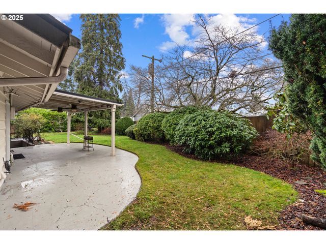 1920 Ne 127TH Ave, Portland, OR 97230
