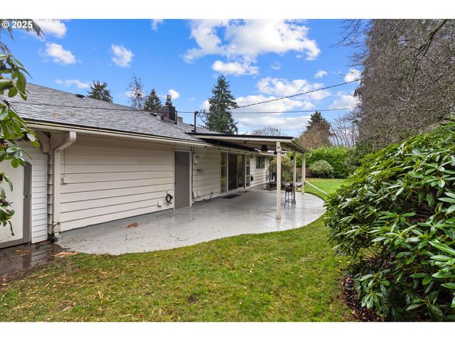 1920 Ne 127TH Ave, Portland, OR 97230