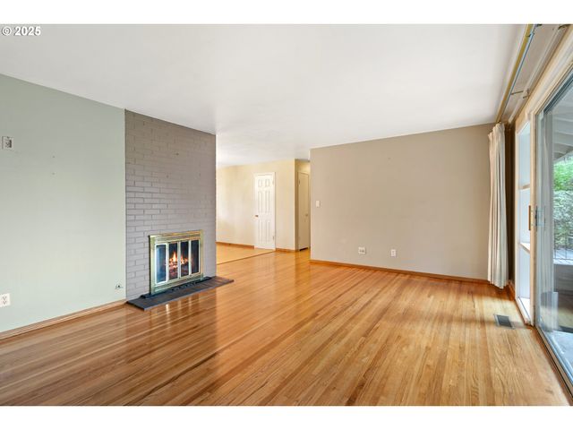 1920 Ne 127TH Ave, Portland, OR 97230