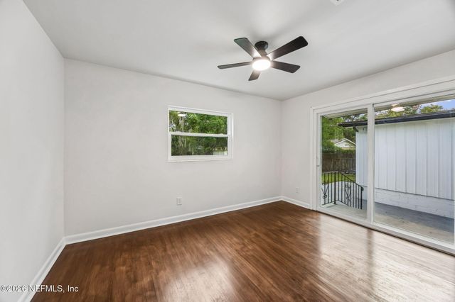 2431 WARFIELD Avenue, Jacksonville, FL 32218