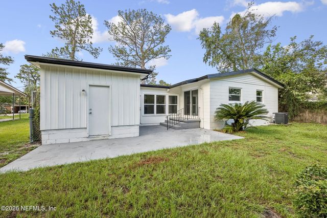2431 WARFIELD Avenue, Jacksonville, FL 32218