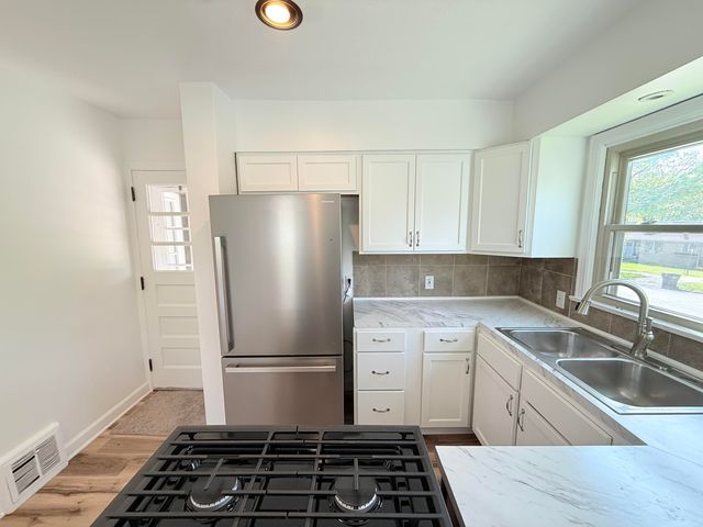 1350 Giddings Avenue Se, City Of Grand Rapids, MI 49506