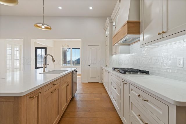 9300 CLINTON GLENN Road, Amarillo, TX 79119