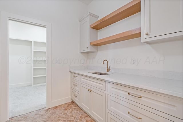 9300 CLINTON GLENN Road, Amarillo, TX 79119