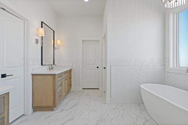 9300 CLINTON GLENN Road, Amarillo, TX 79119