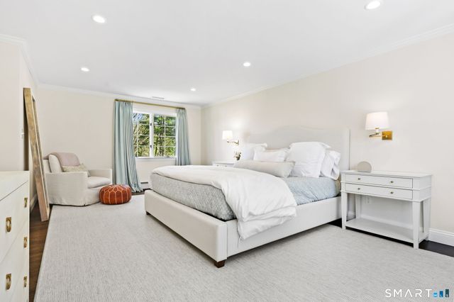 40 Shadow Lane, New Canaan, CT 06840
