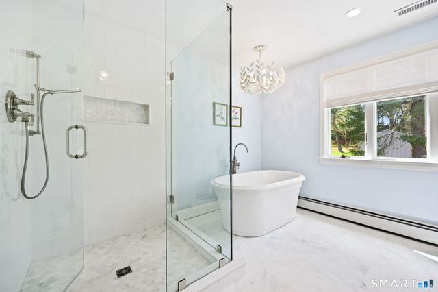 40 Shadow Lane, New Canaan, CT 06840