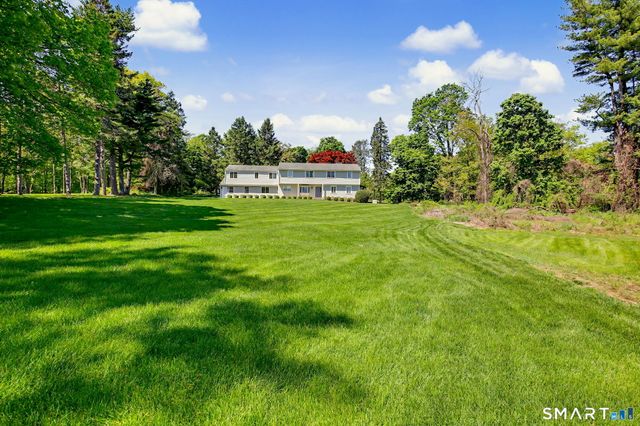 40 Shadow Lane, New Canaan, CT 06840
