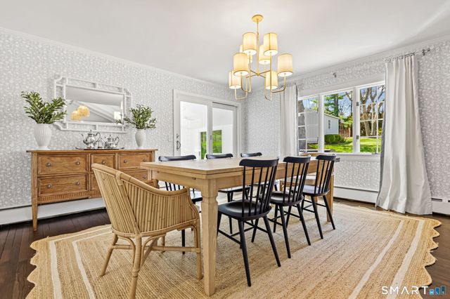 40 Shadow Lane, New Canaan, CT 06840
