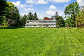 40 Shadow Lane, New Canaan, CT 06840