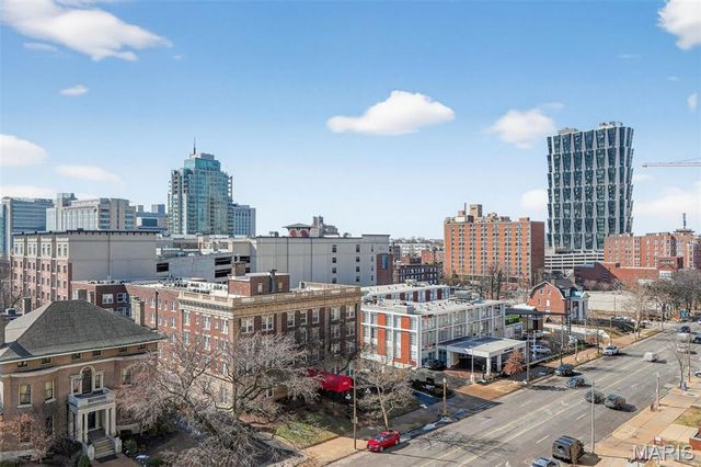 4545 Lindell Boulevard 20, St Louis, MO 63108