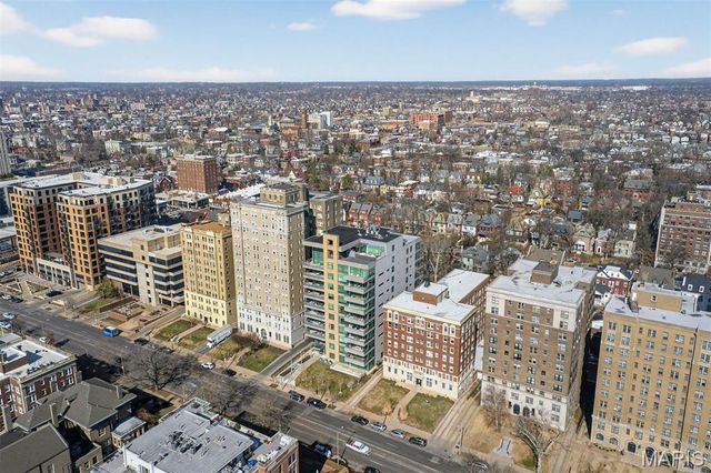 4545 Lindell Boulevard 20, St Louis, MO 63108