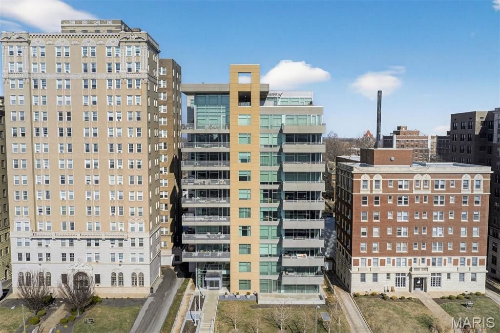 4545 Lindell Boulevard 20, St Louis, MO 63108